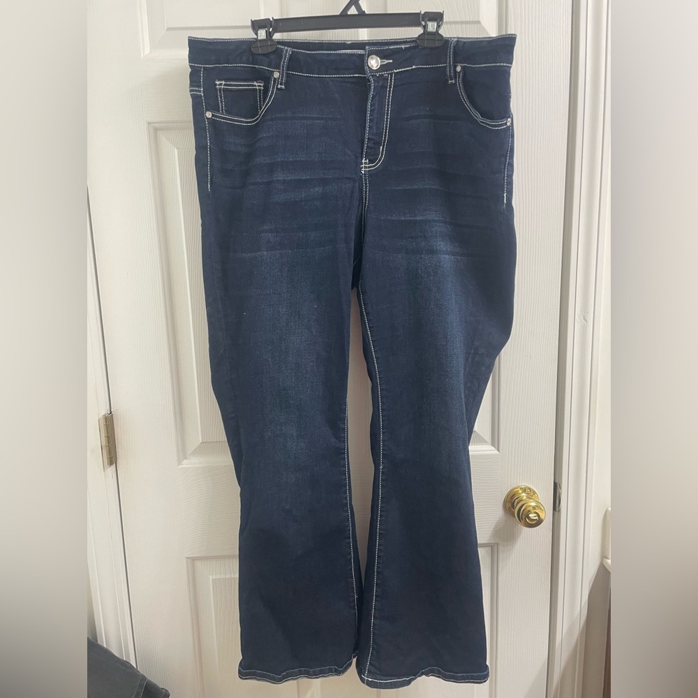 18W Westport Dark Blue Flare Jeans w/ DESIGNS